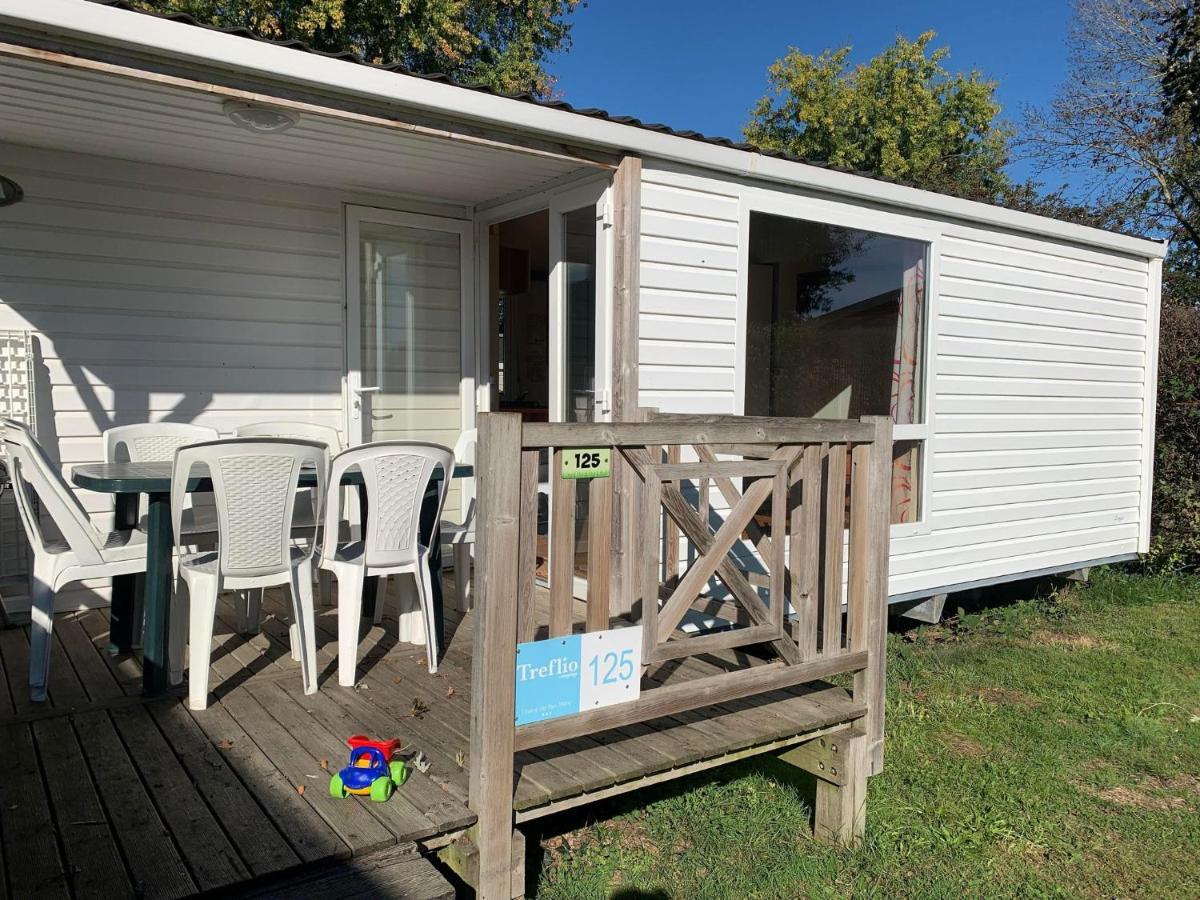 Camping De L'Etang Du Pays Blanc Guérande Exteriör bild