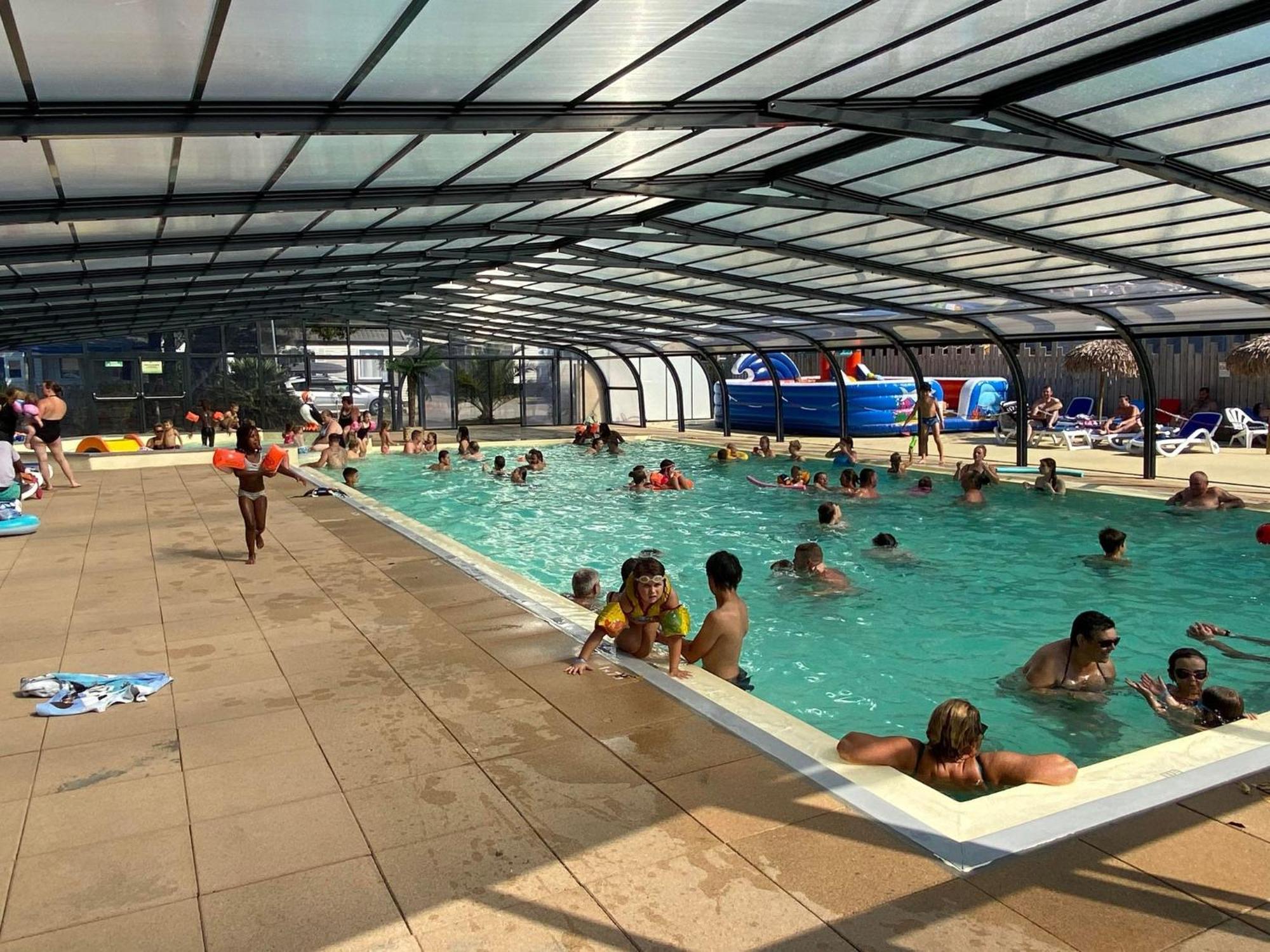 Camping De L'Etang Du Pays Blanc Guérande Exteriör bild