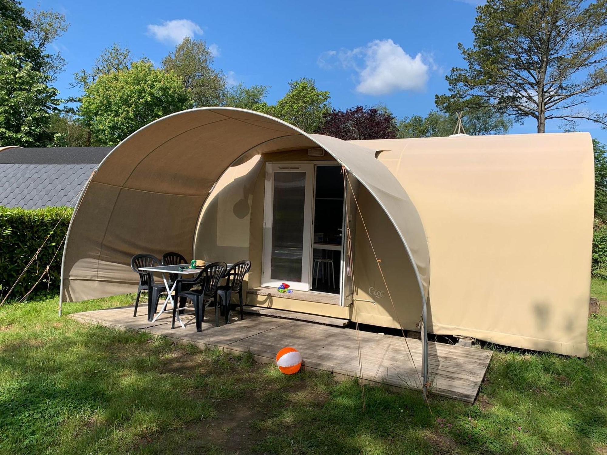 Camping De L'Etang Du Pays Blanc Guérande Exteriör bild